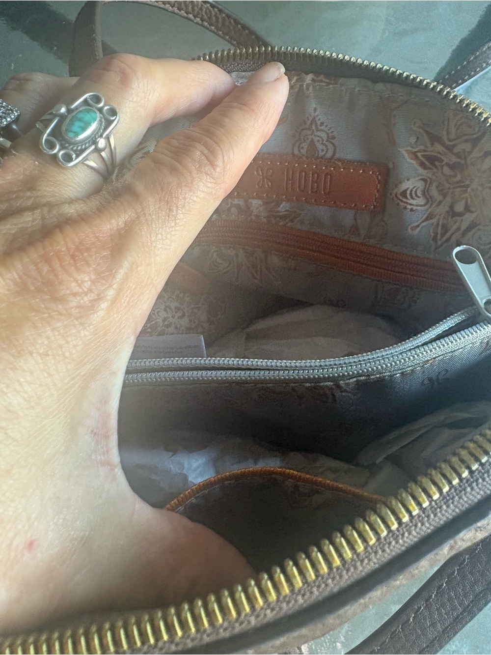 HOBO small brown leather crossbody purse - Picture 6 of 14